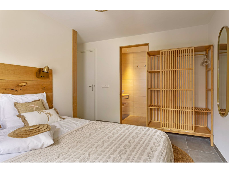 Renesse, Horizon 73 - Image 16