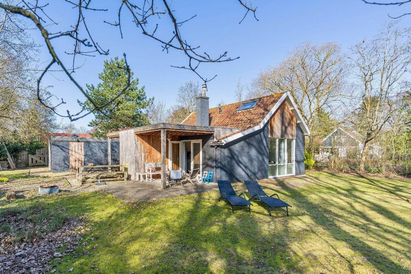 Burgh-Haamstede, De Larix - Image 1